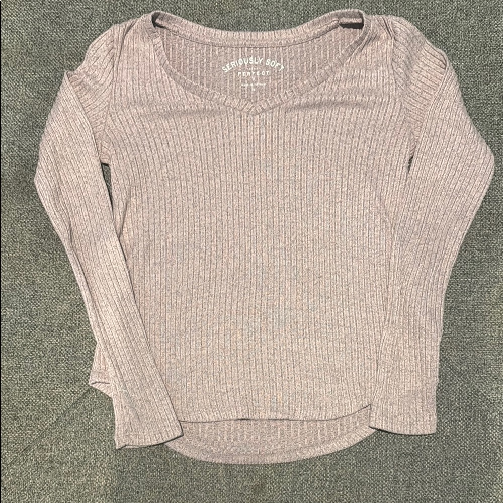 Aeropostale Gray V-Neck Sweater with Ribbed Texture